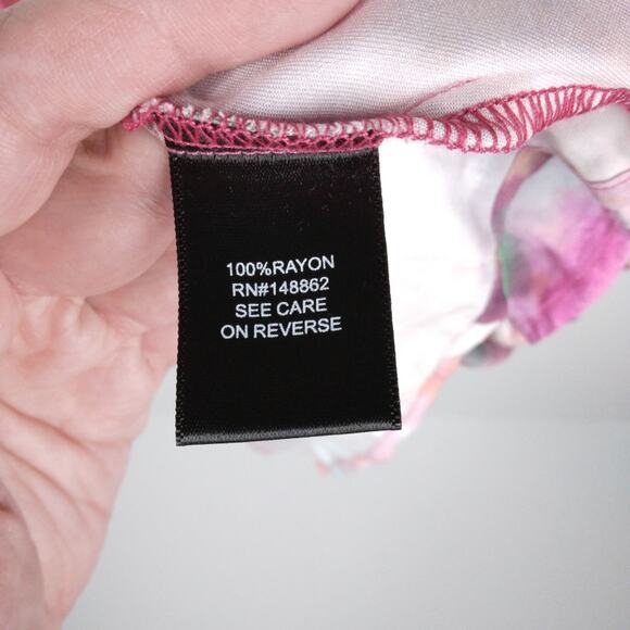 Torrid Watercolor Twill Fit and Flare Tank size 3 - Picture 7 of 8